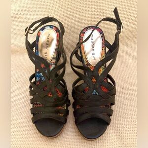 Madden Girl Black Multi-Color Insole Wedges